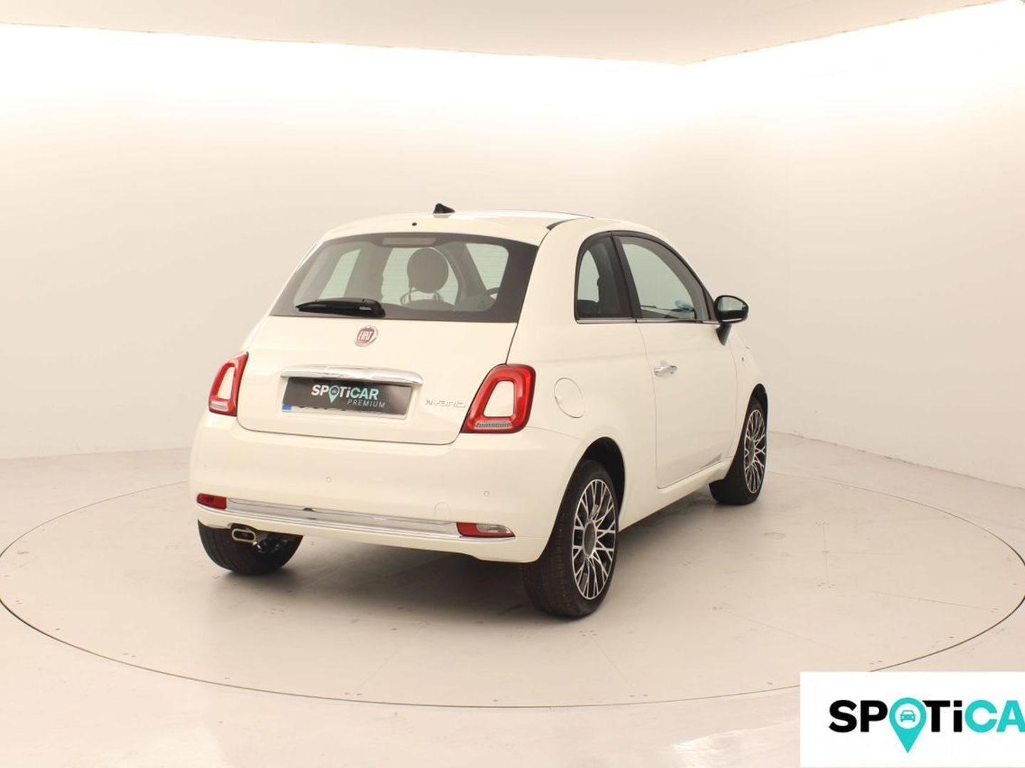 Fiat 500 1.0 Hybrid Dolcevita 51 kW (70 CV)