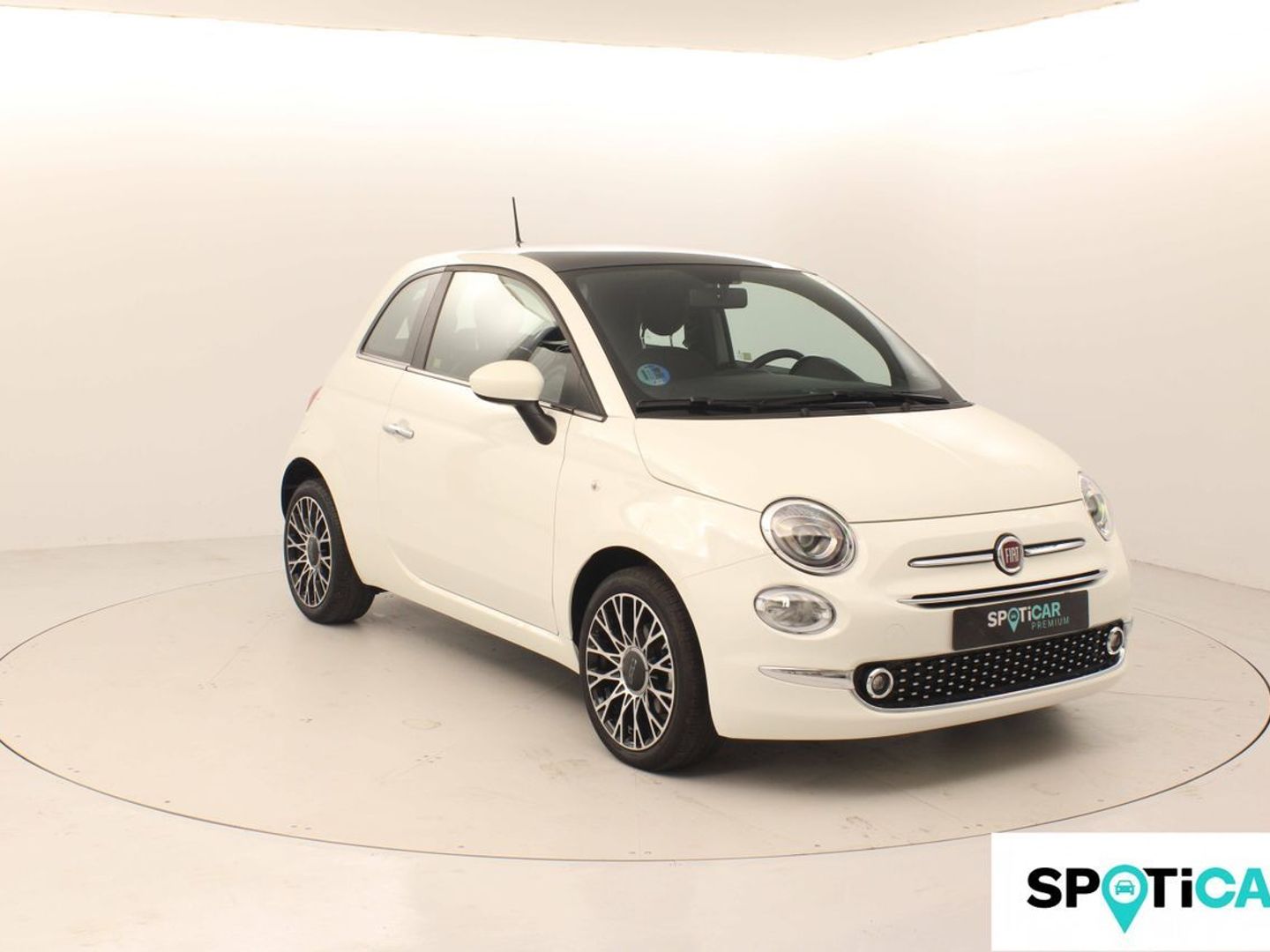Fiat 500 1.0 Hybrid Dolcevita 51 kW (70 CV)