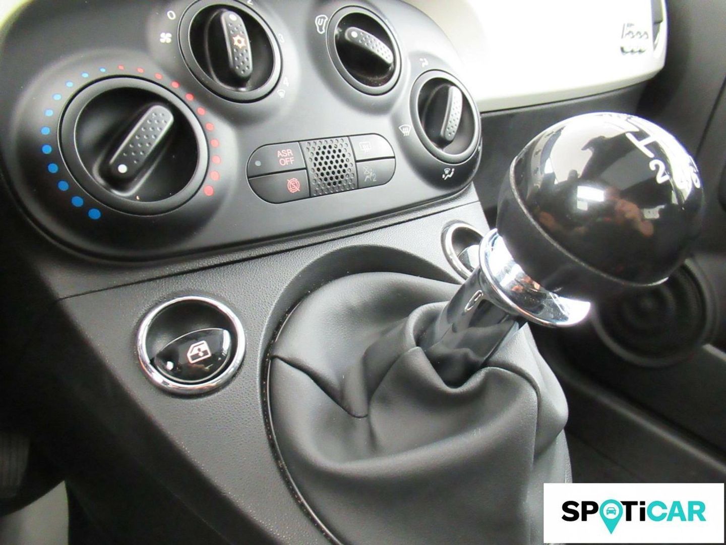 Fiat 500 1.0 Hybrid Dolcevita 51 kW (70 CV)