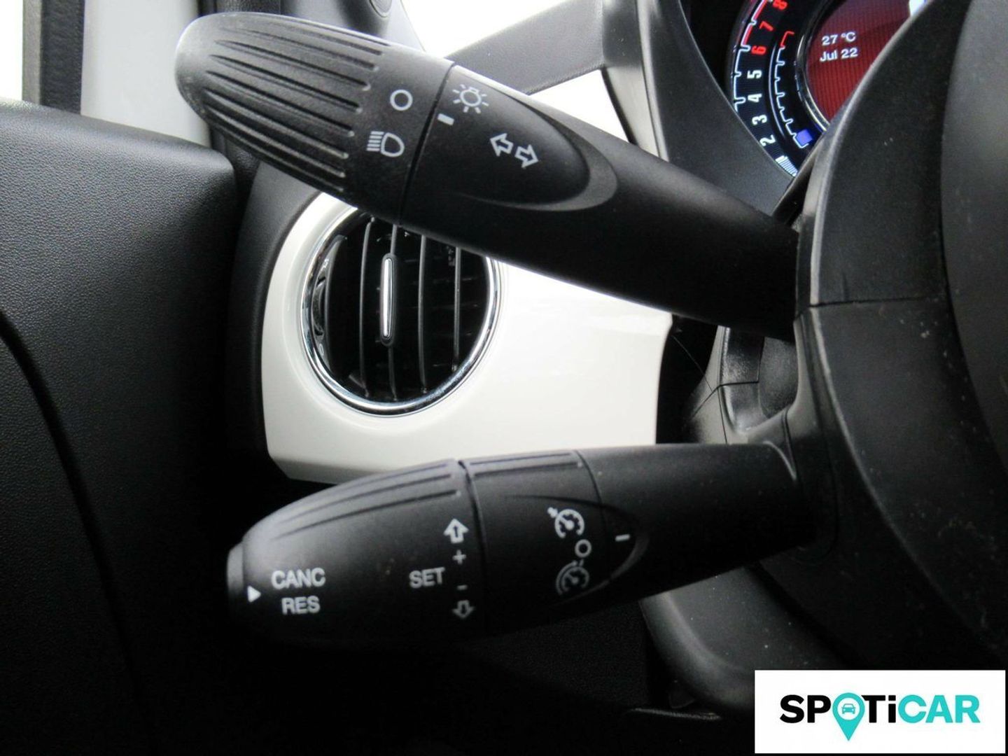 Fiat 500 1.0 Hybrid Dolcevita 51 kW (70 CV)