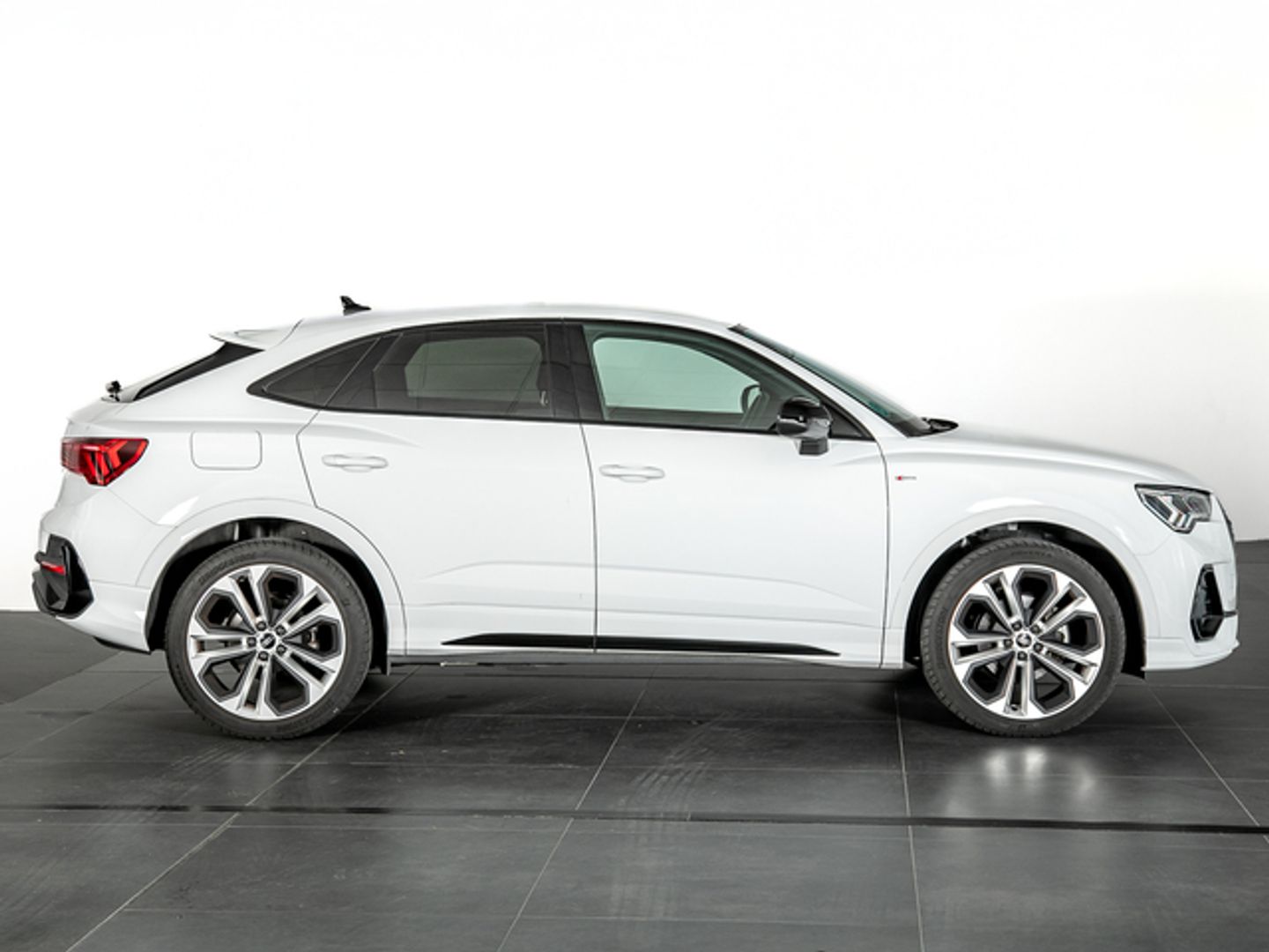 Audi Q3 Sportback Black line 35 TFSI 110 kW (150 CV) S tronic