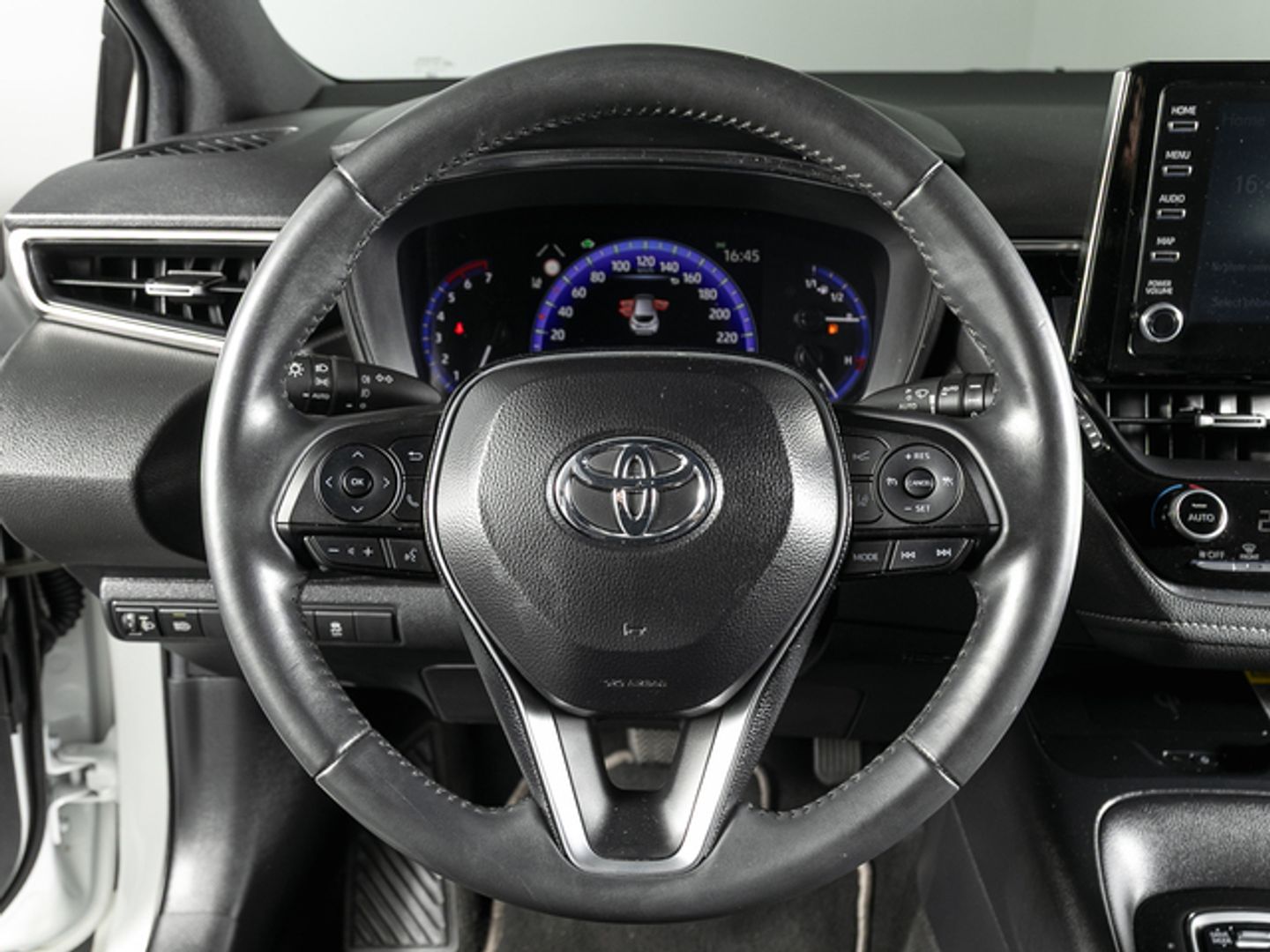 Toyota Corolla 1.8 125 Híbrido Active Tech E-CVT 90 kW (122 CV)
