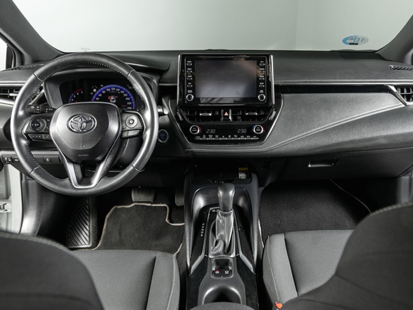Toyota Corolla 1.8 125 Híbrido Active Tech E-CVT 90 kW (122 CV)