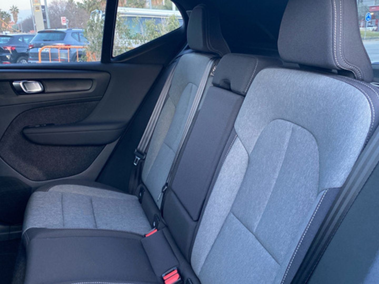 Volvo XC40 B3 G Plus Dark Auto 120 kW (163 CV)