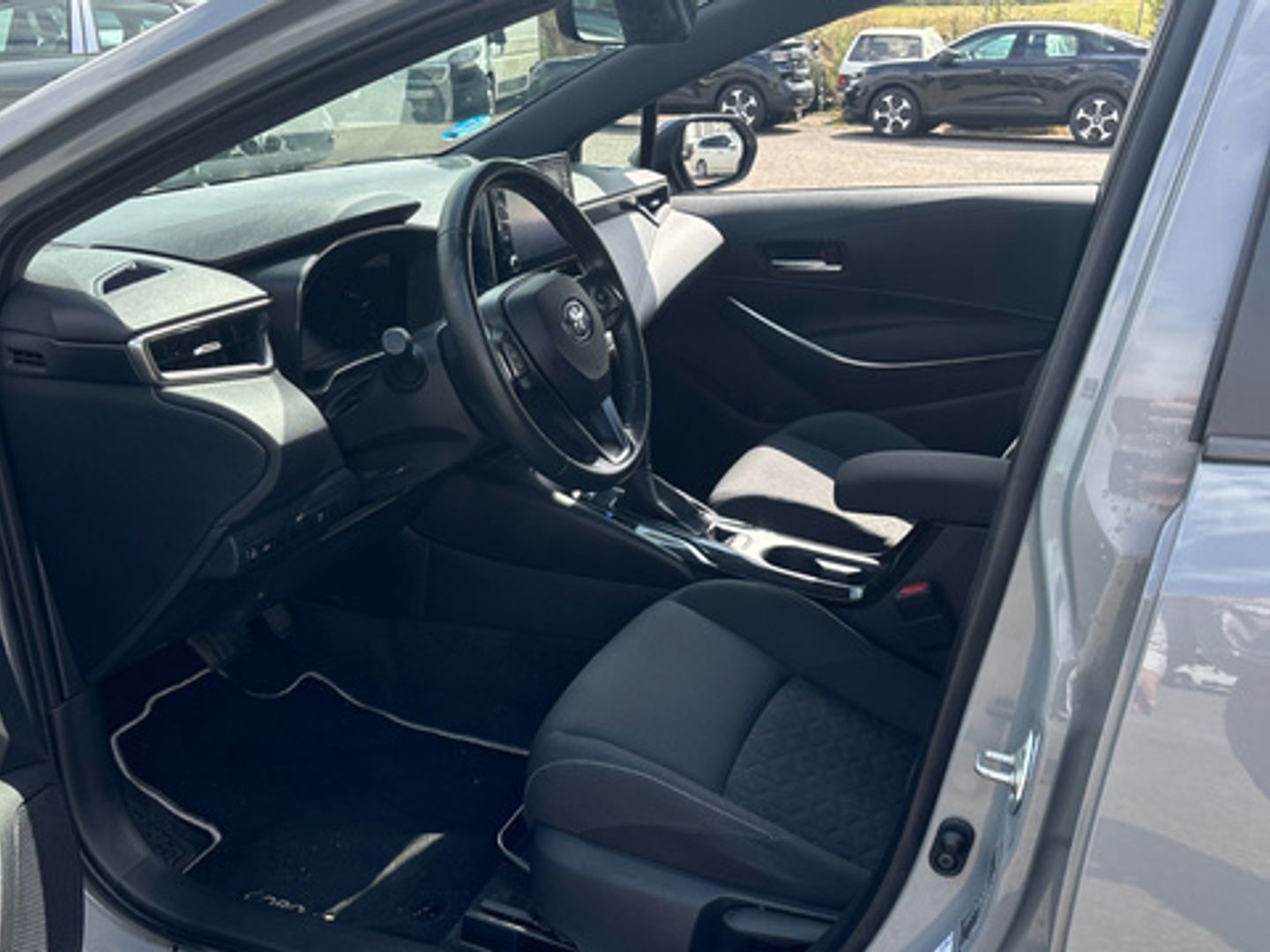 Toyota Corolla 1.8 125 Híbrido Active Tech E-CVT 90 kW (122 CV)