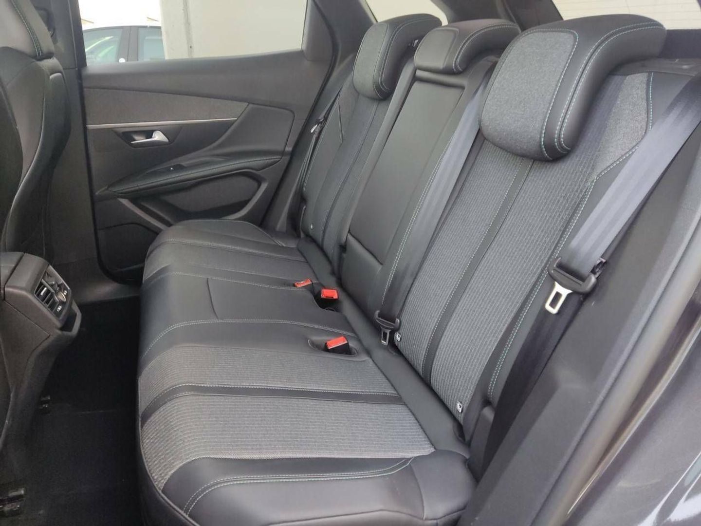 Peugeot 3008 PureTech 130 S&S Allure Pack 96 kW (130 CV)