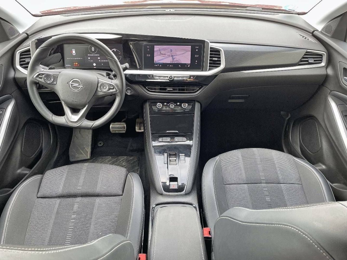 Opel Grandland 1.2T XHT Hybrid S&S GS eDCT6 100 kW (136 CV)