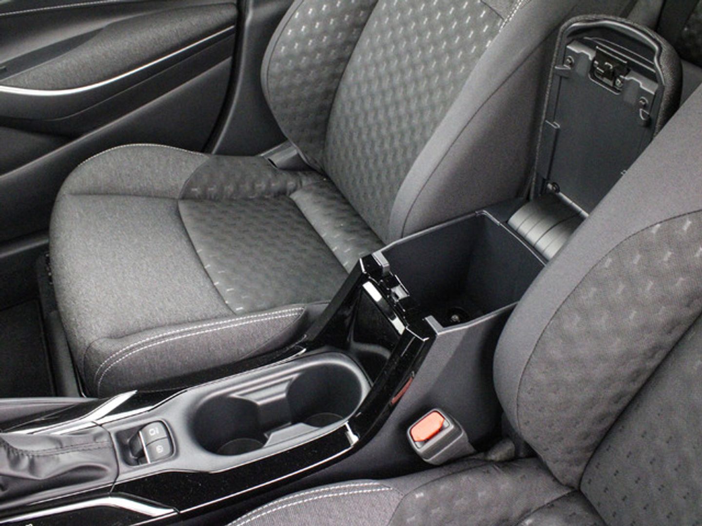 Toyota Corolla 140H Active Plus Touring Sport 103 kW (140 CV)
