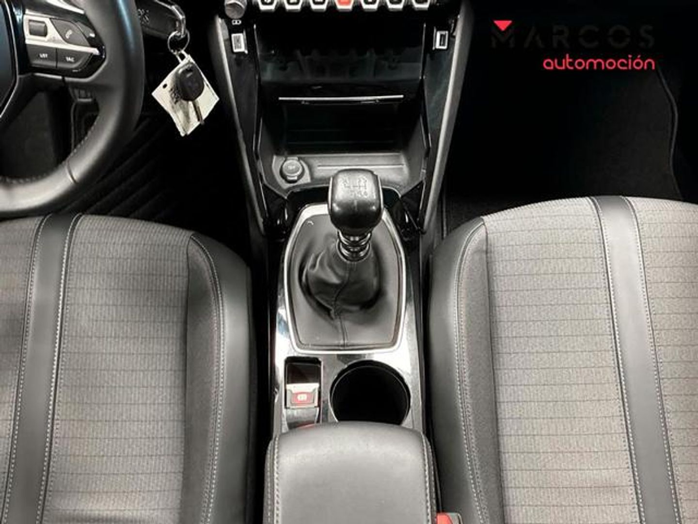 Peugeot 208 PureTech 100 Allure 75 kW (100 CV)