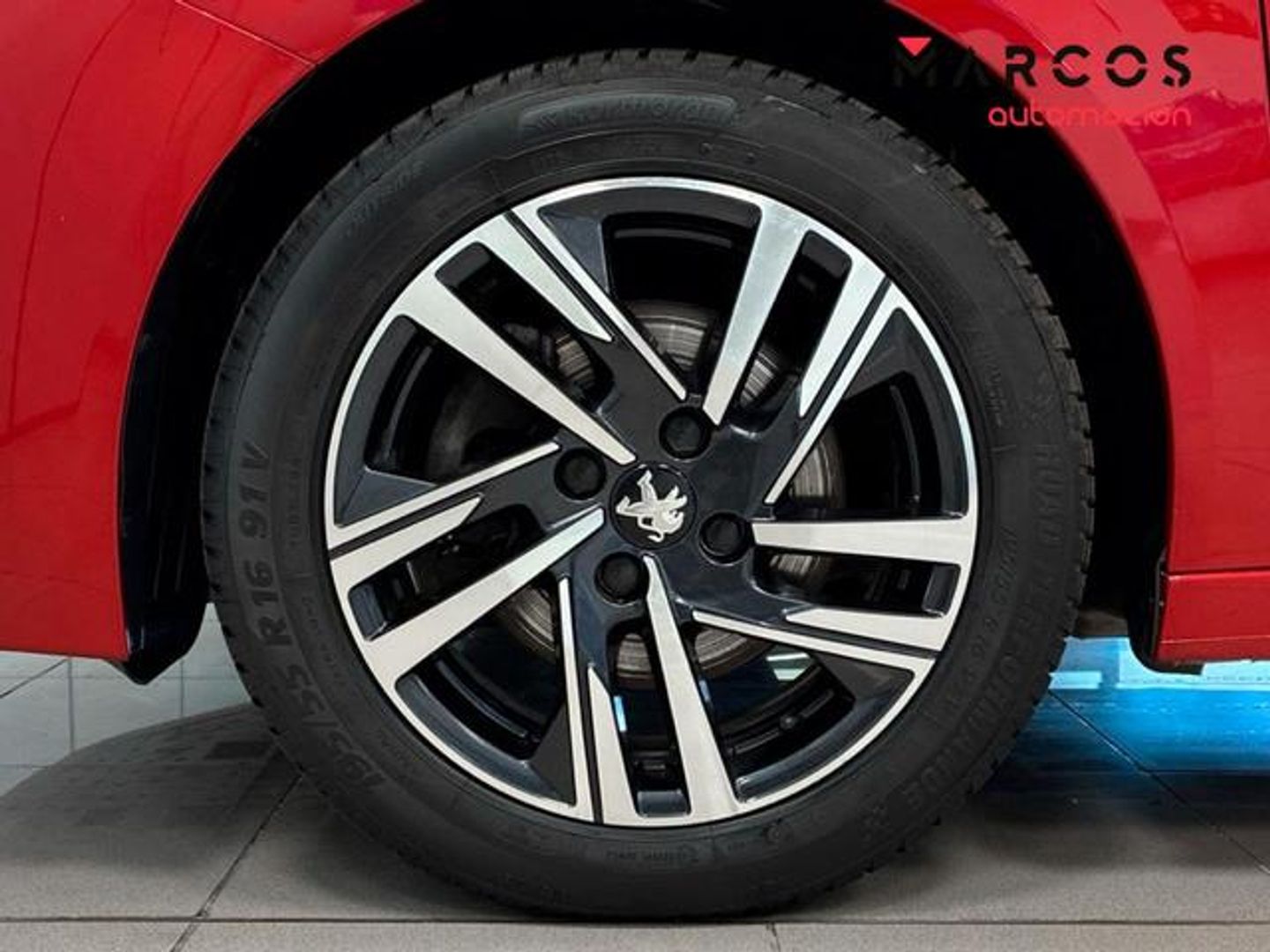 Peugeot 208 PureTech 100 Allure 75 kW (100 CV)