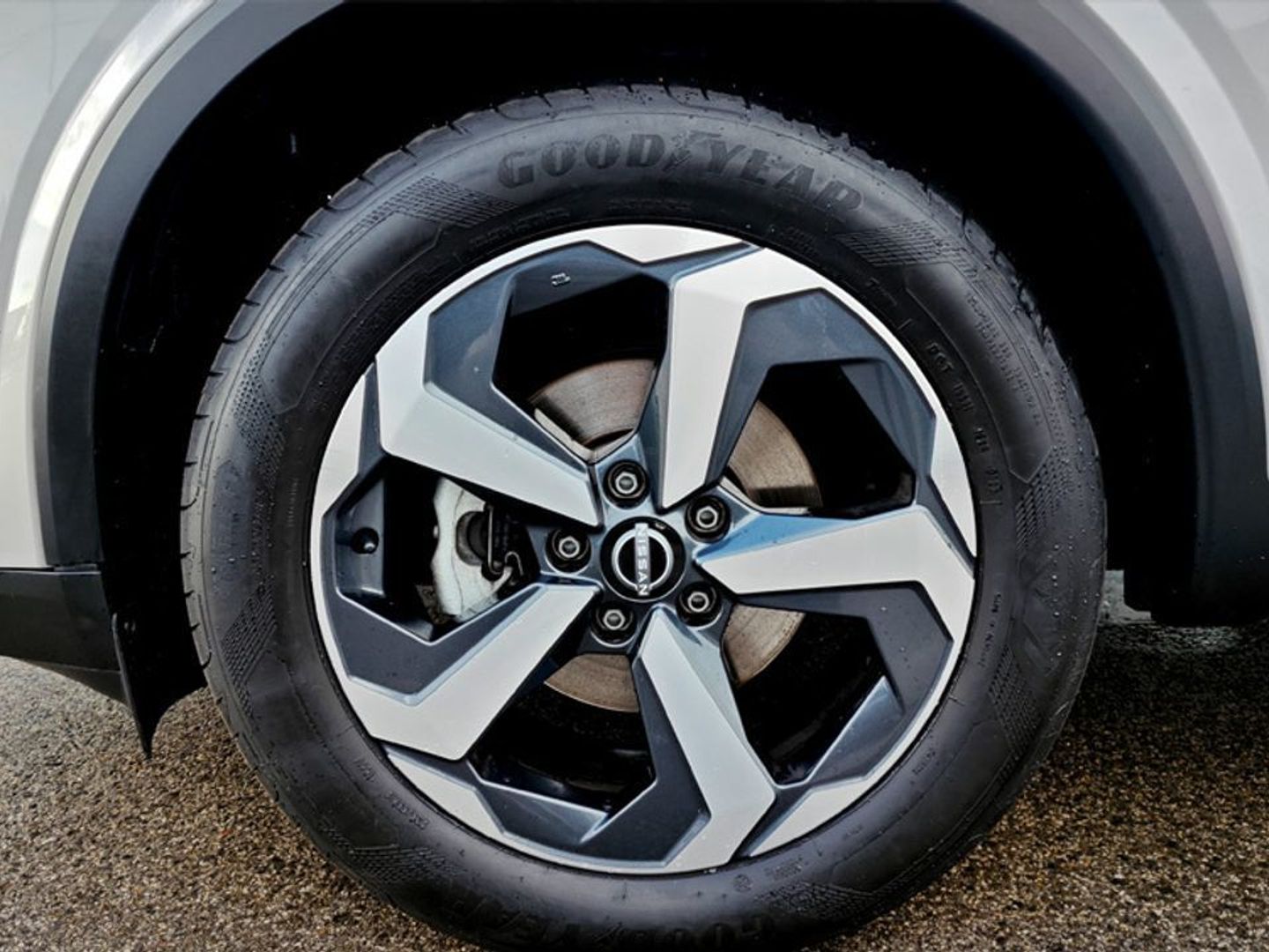 Nissan Qashqai DIG-T 140 mHEV N-Connecta 4x2 103 kW (140 CV)