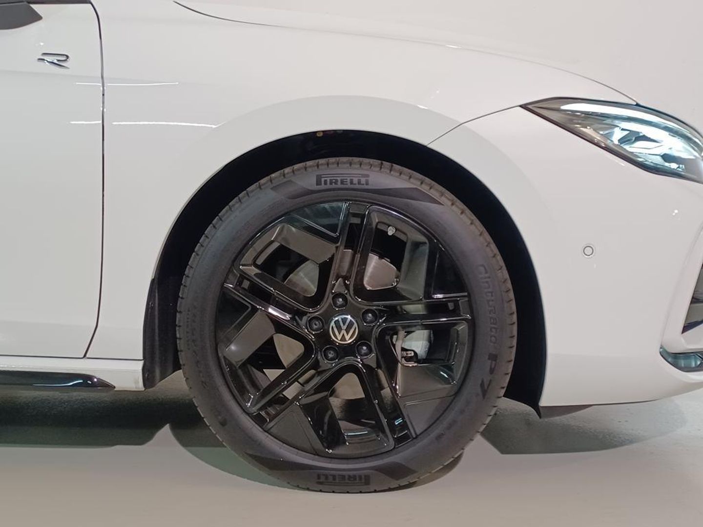 Volkswagen Passat Variant R-Line 1.5 eTSI 110 kW (150 CV) DSG