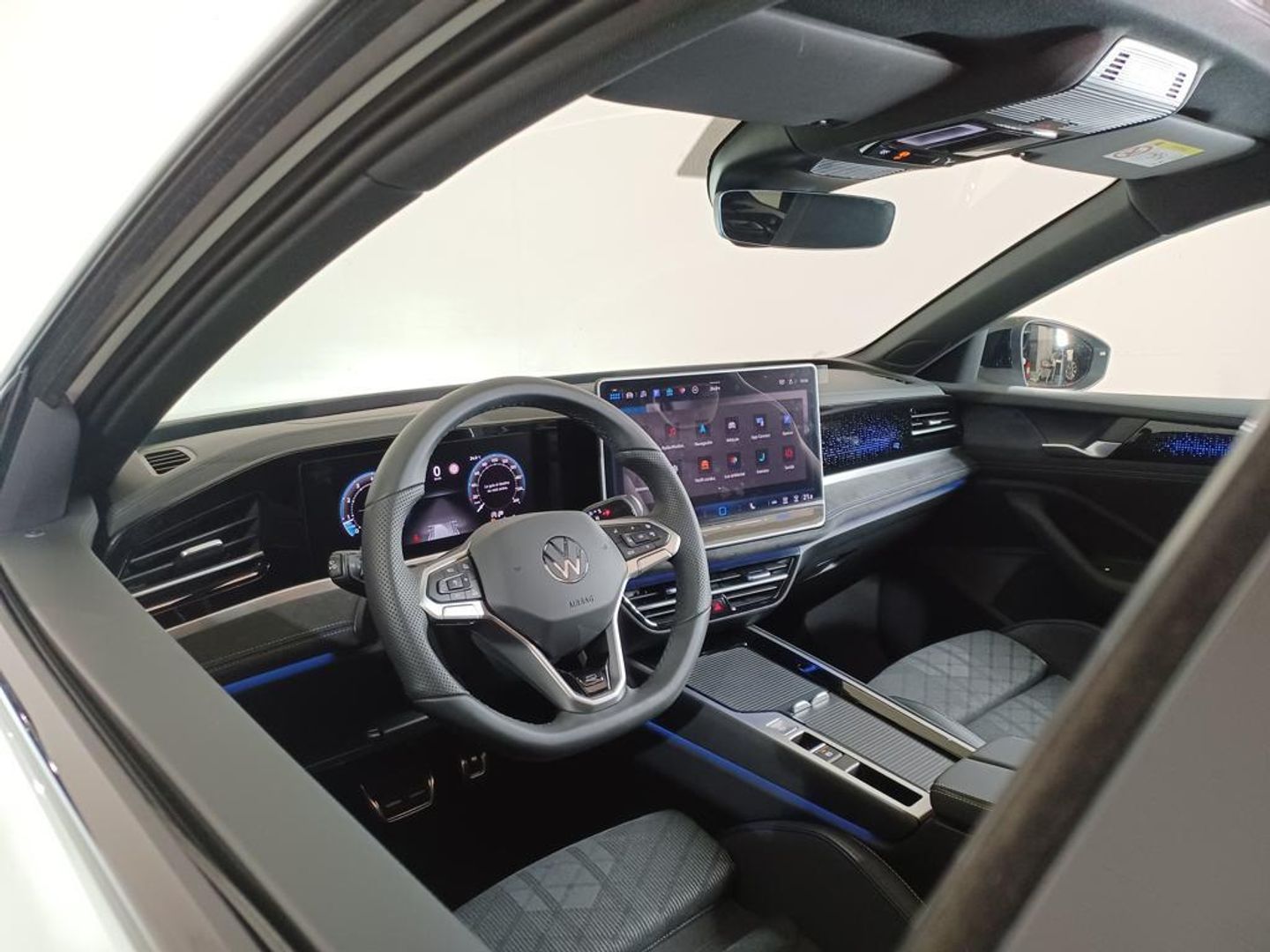 Volkswagen Passat Variant R-Line 1.5 eTSI 110 kW (150 CV) DSG