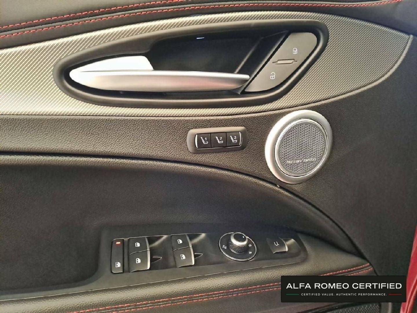 Alfa Romeo Stelvio 2.2 Diesel Tributo Italiano Q4 Auto 154 kW (210 CV)