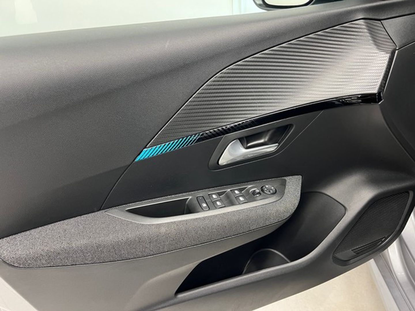 Peugeot 208 PureTech 100 Style 75 kW (100 CV)