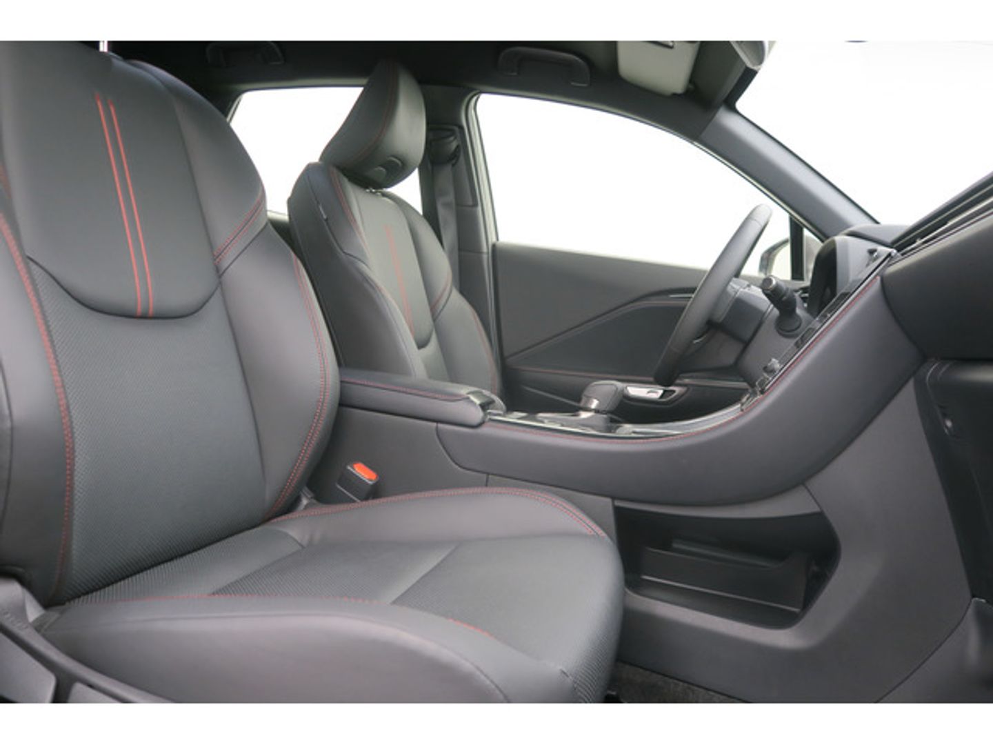 Lexus LBX 1.5 HEV Elegant Plus Black 100 kW (136 CV)