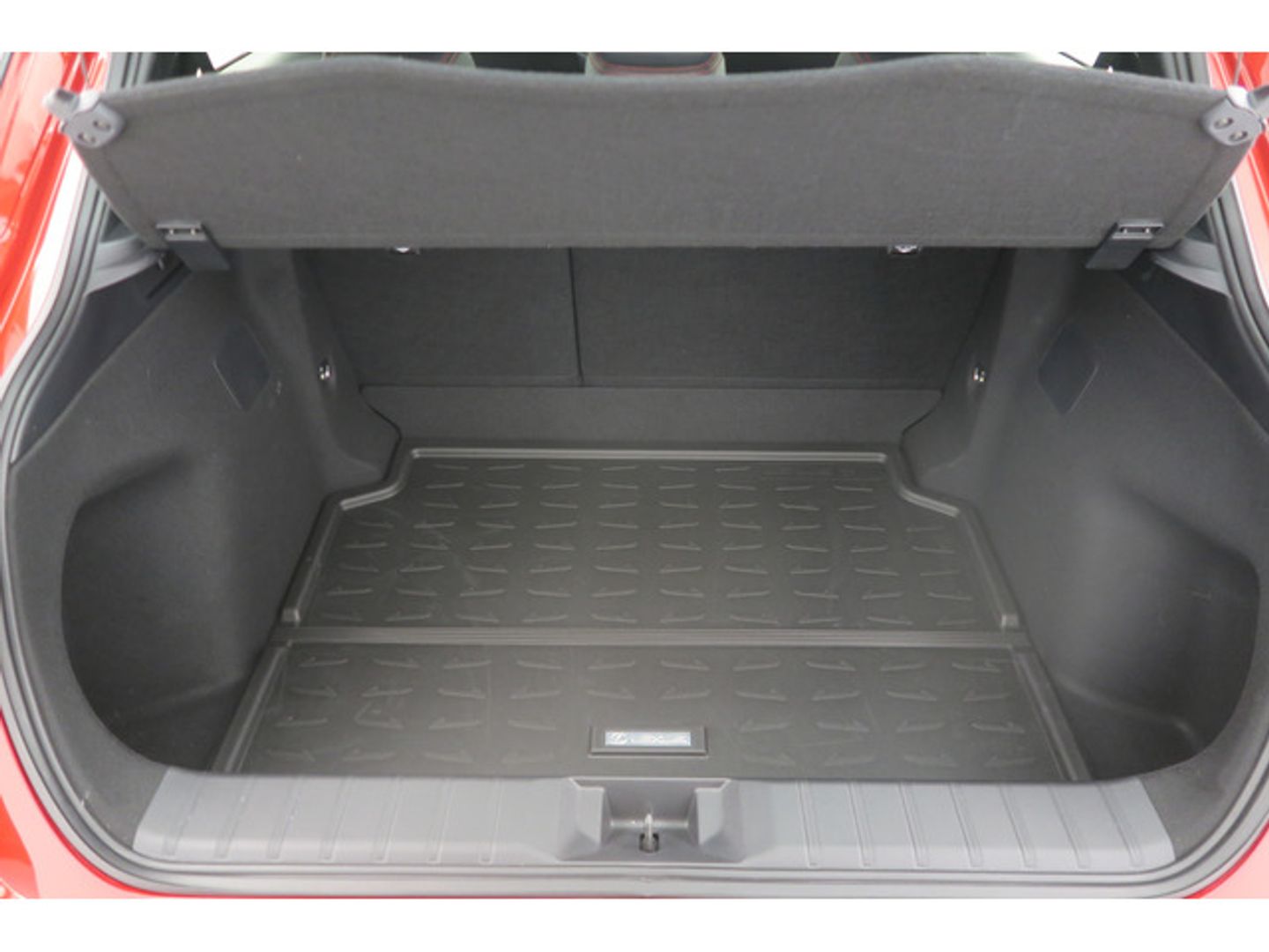 Lexus LBX 1.5 HEV Elegant Plus Black 100 kW (136 CV)