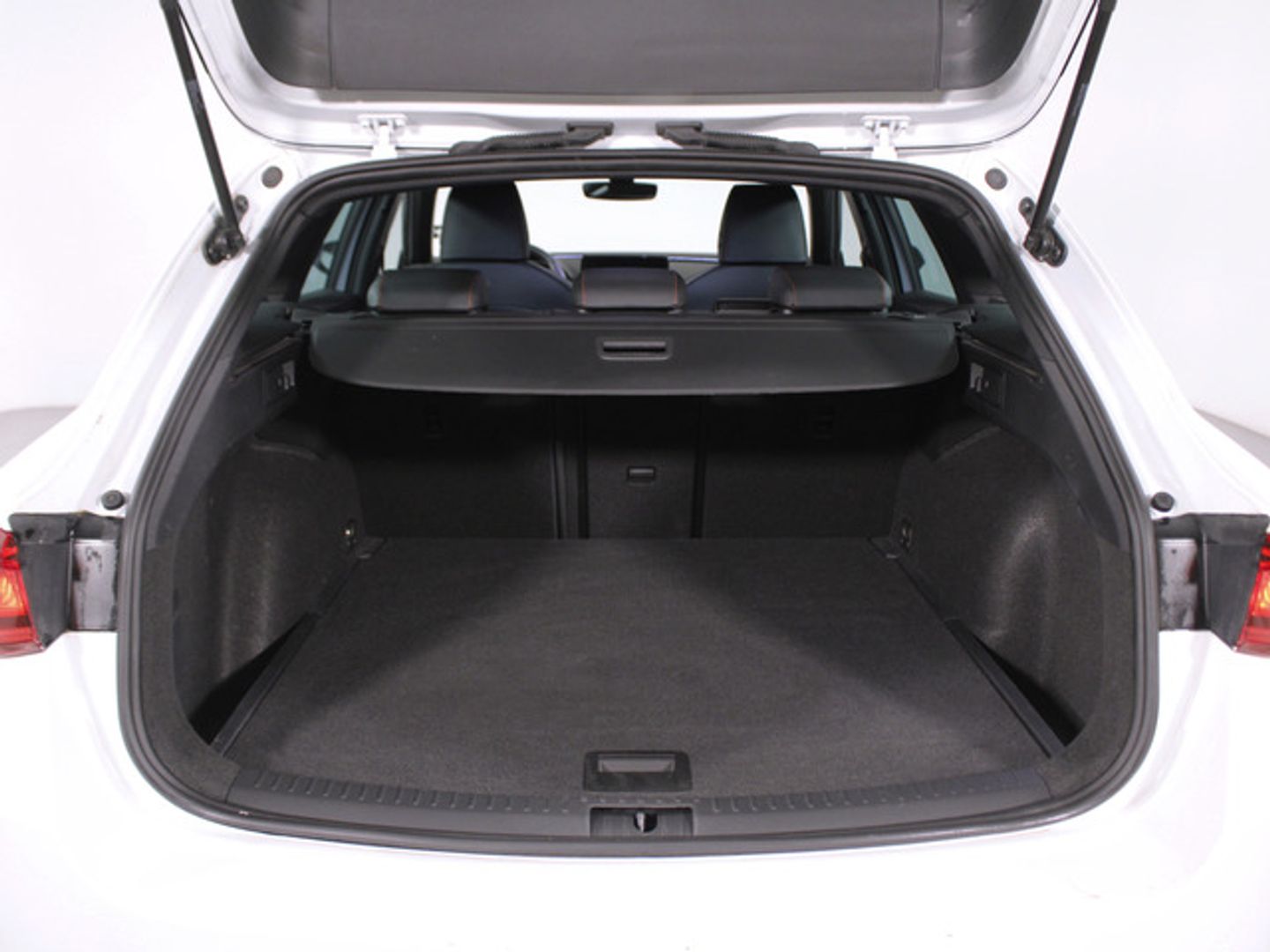 SEAT Leon ST 1.5 eTSI S&S FR Special Edition Vision DSG 110 kW (150 CV)
