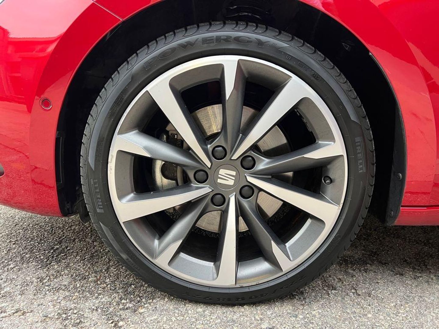 SEAT León 1.5 eTSI S&S FR Go L DSG 110 kW (150 CV)