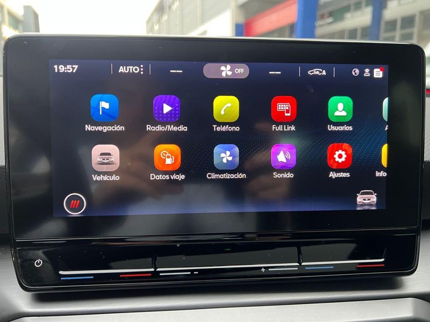 SEAT León 1.5 eTSI S&S FR Go L DSG 110 kW (150 CV)