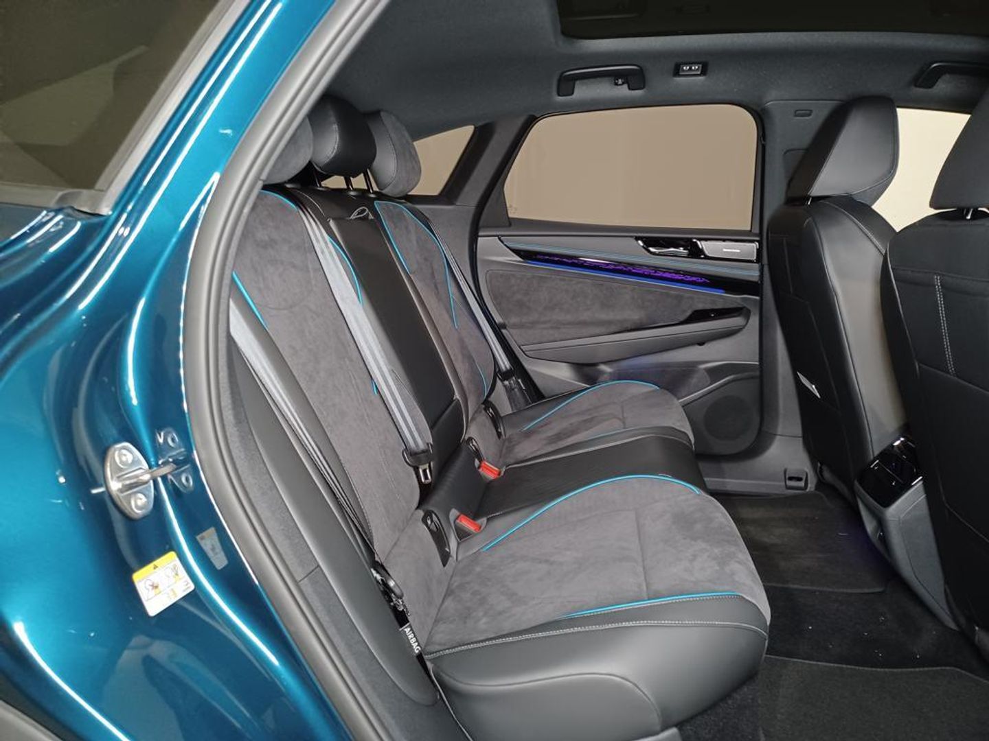 Volkswagen ID.7 Pro 77kWh Auto 210 kW (286 CV)