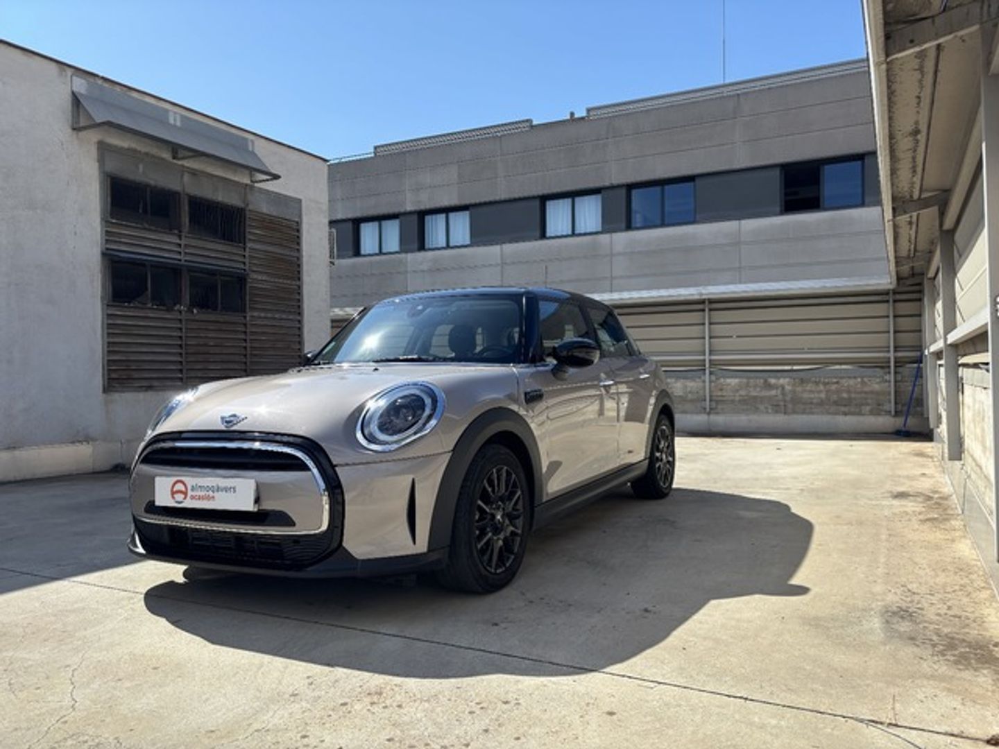 MINI MINI 5 Puertas Cooper 100 kW (136 CV)