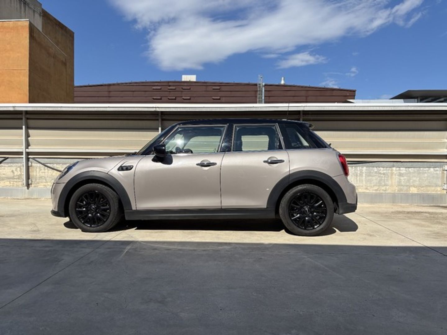 MINI MINI 5 Puertas Cooper 100 kW (136 CV)