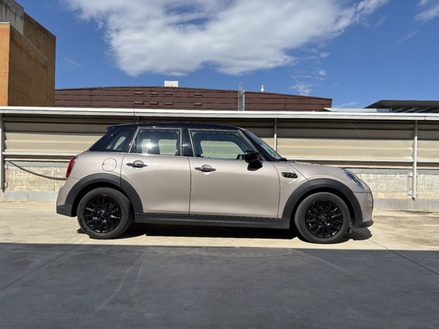 MINI MINI 5 Puertas Cooper 100 kW (136 CV)