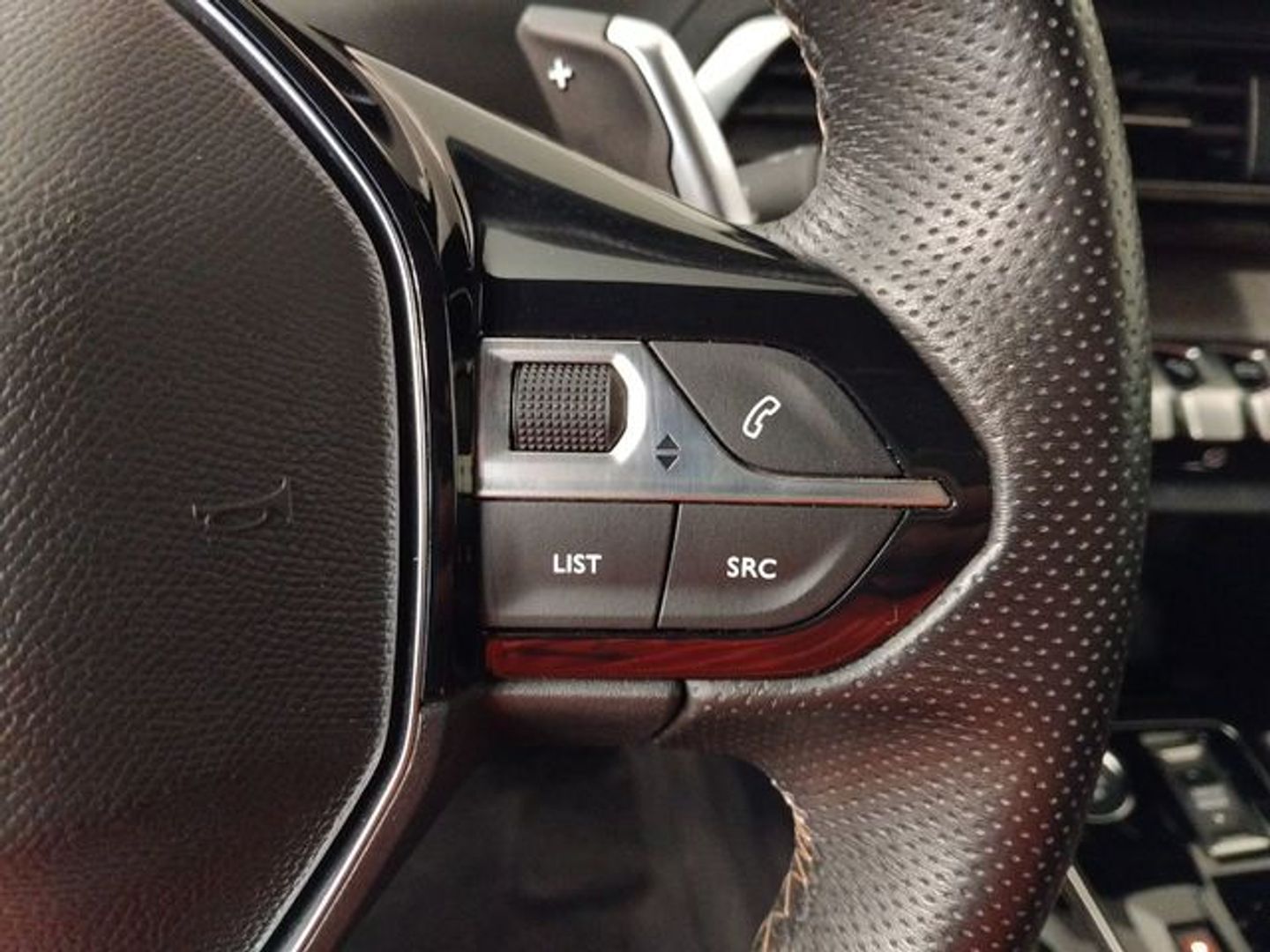 Peugeot 3008 PureTech 130 S&S GT EAT8 96 kW (130 CV)