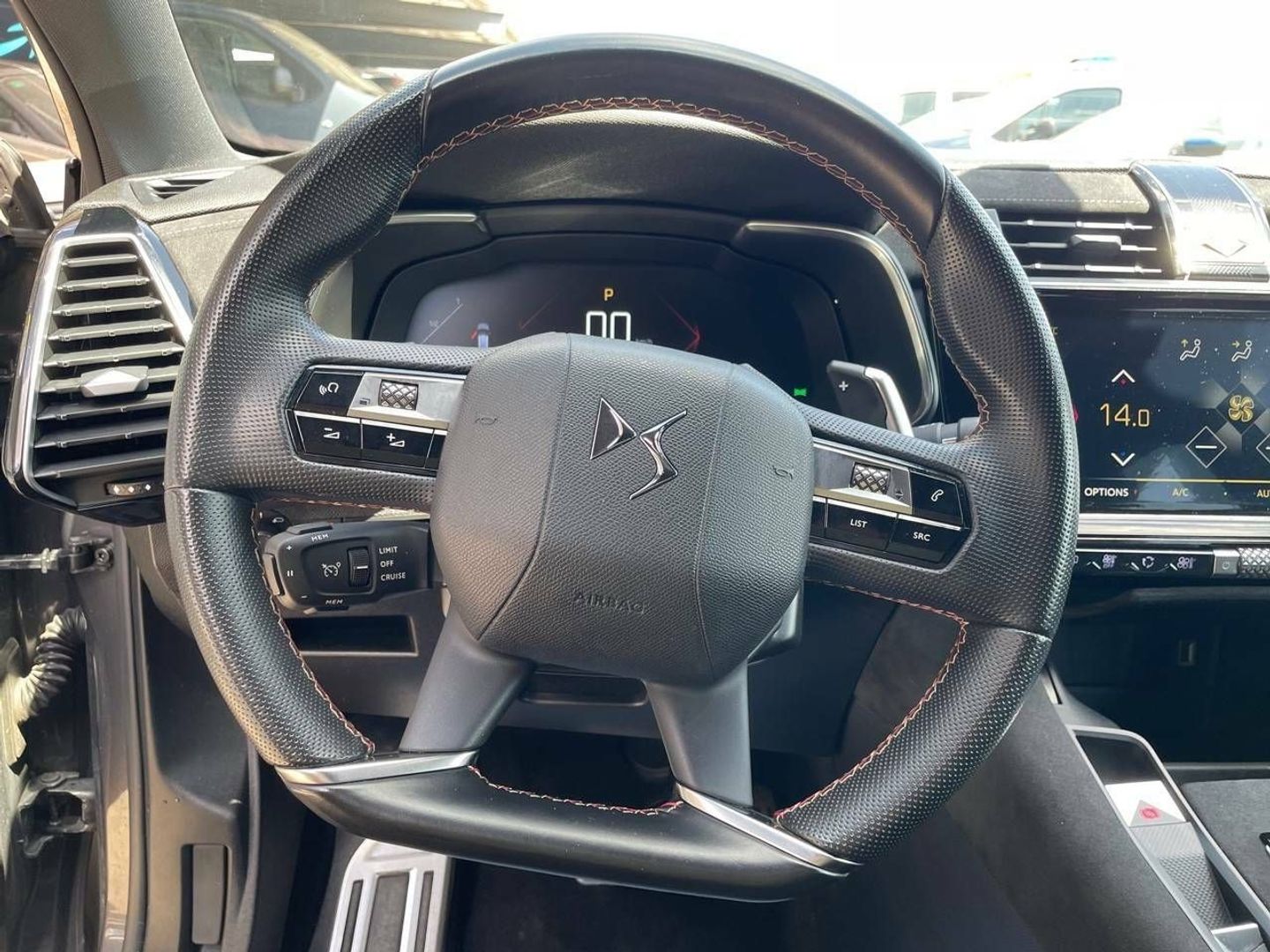 DS DS7 Crossback BlueHDi 130 DE Performance Line AT 96 kW (130 CV)