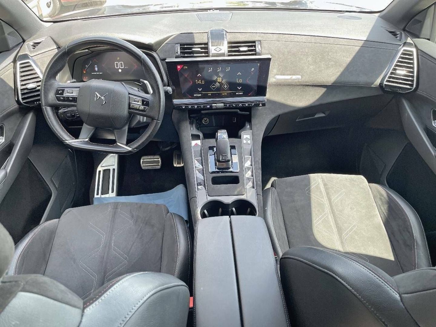 DS DS7 Crossback BlueHDi 130 DE Performance Line AT 96 kW (130 CV)