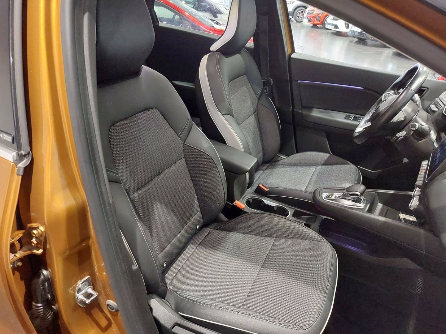 Renault Captur Zen E-TECH Híbrido enchufable 118 kW (160 CV)