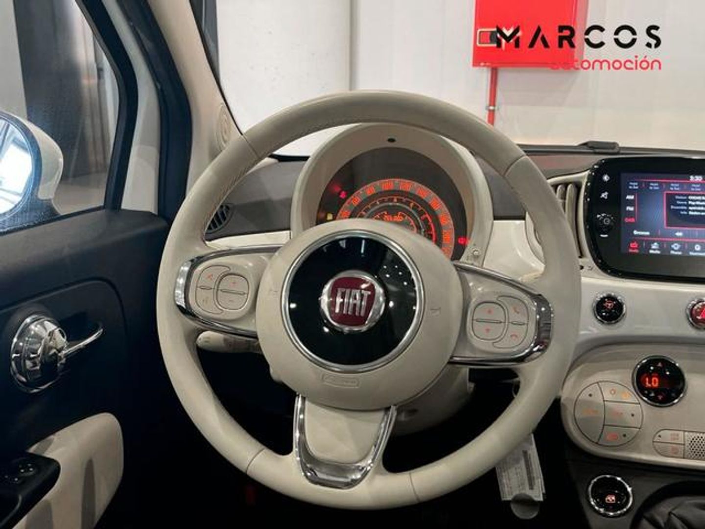 Fiat 500 1.0 Hybrid Dolcevita 51 kW (70 CV)