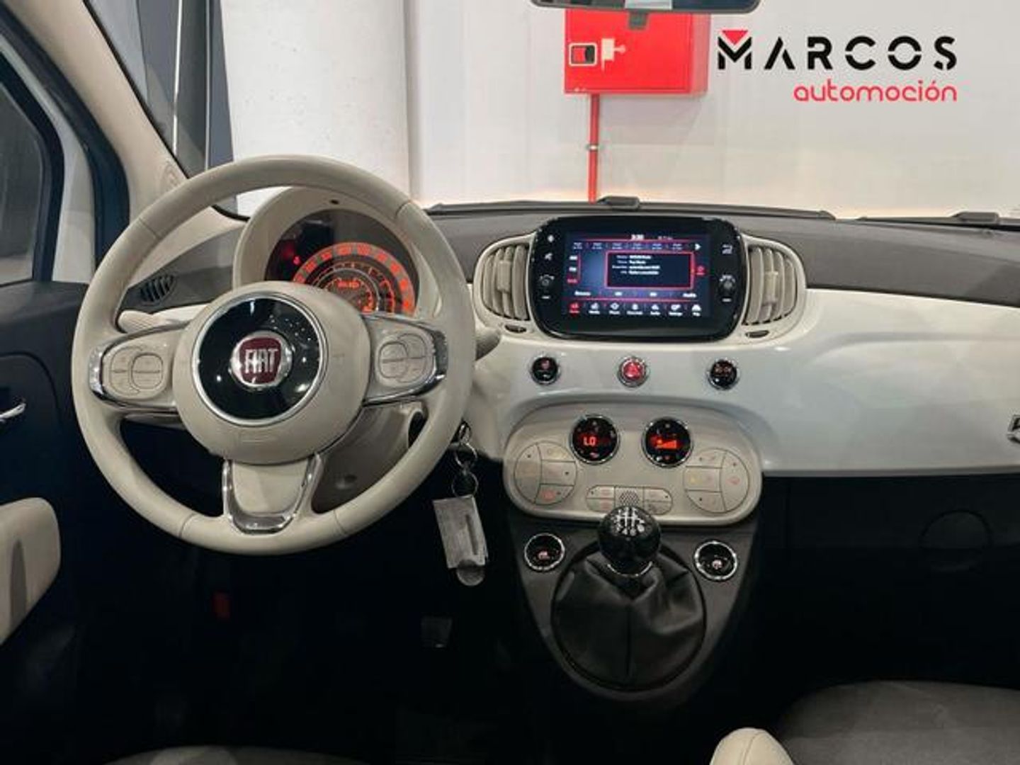 Fiat 500 1.0 Hybrid Dolcevita 51 kW (70 CV)