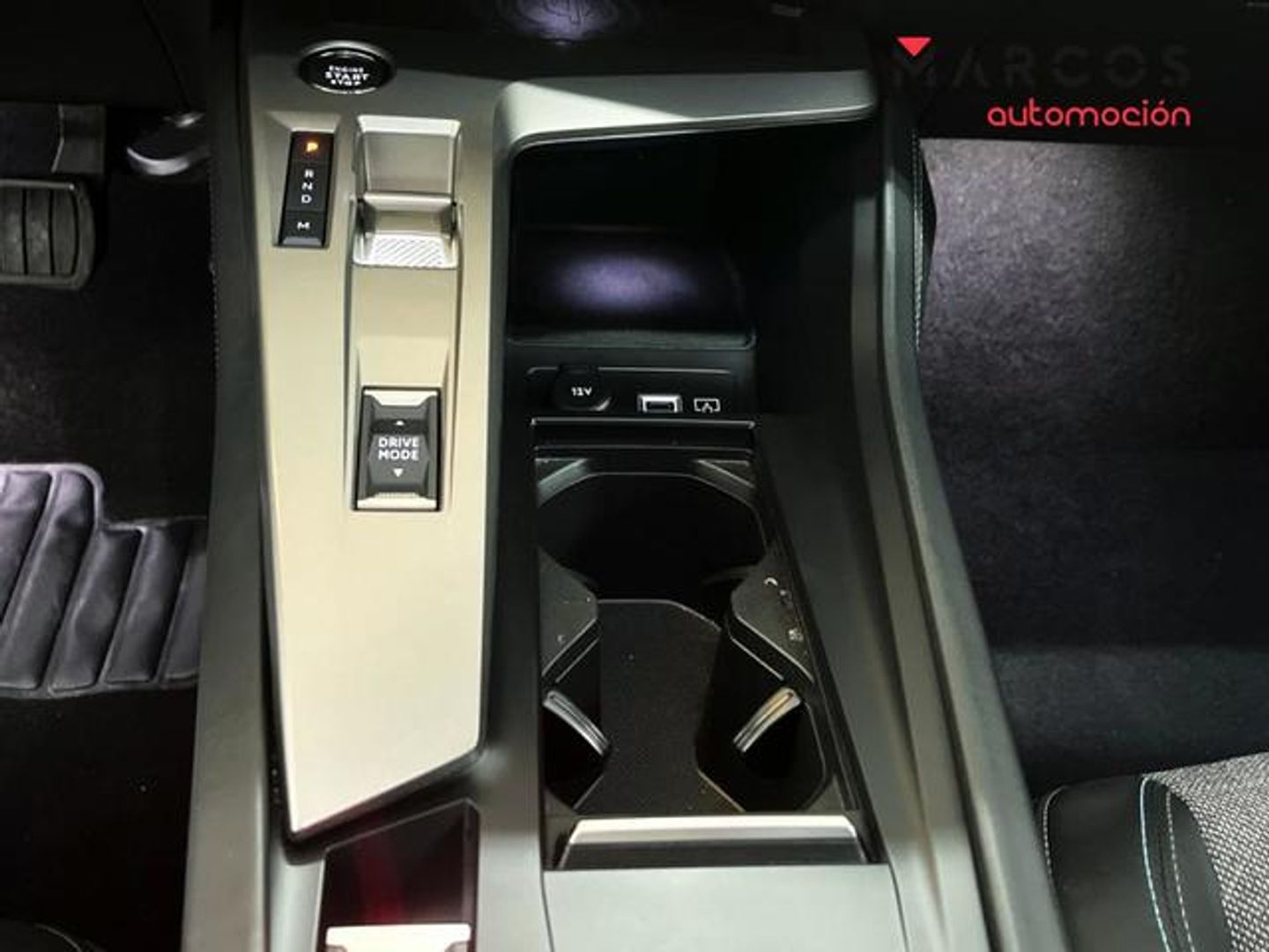 Peugeot 408 Puretech 130 Allure EAT8 96 kW (130 CV)