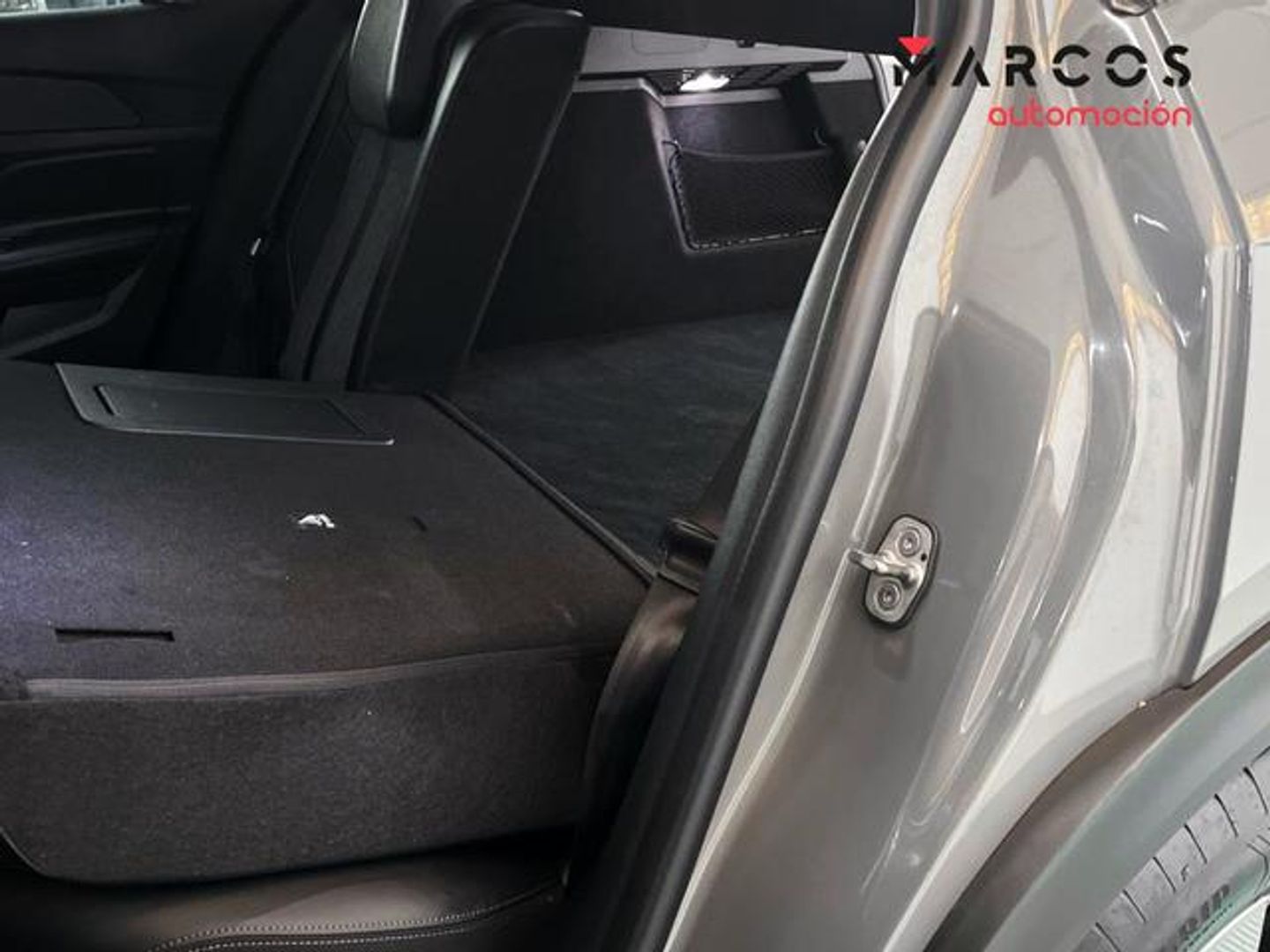 Peugeot 408 Puretech 130 Allure EAT8 96 kW (130 CV)