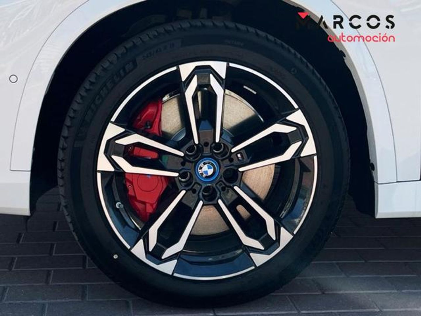 BMW iX1 eDrive20 150 kW (204 CV)