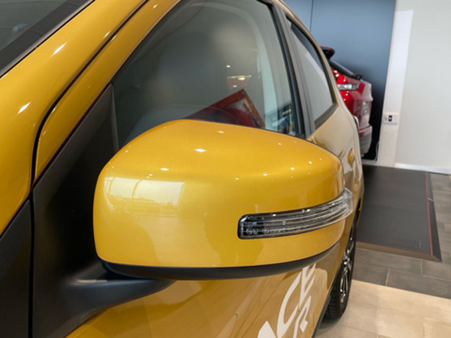 Mitsubishi Space Star 120 MPI Kaiteki 52 kW (71 CV)