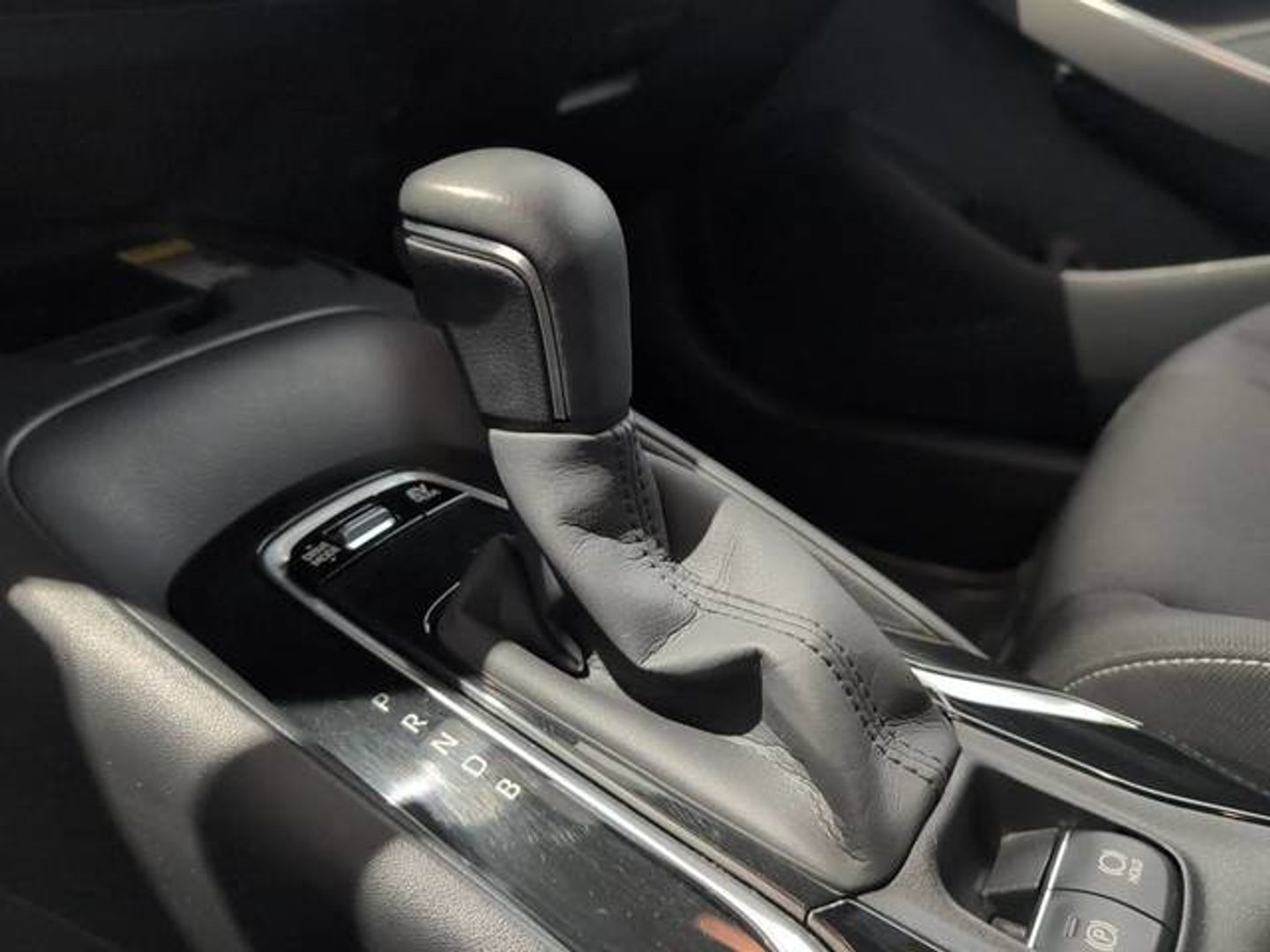 Toyota Corolla 1.8 125 Híbrido Active Tech E-CVT 90 kW (122 CV)
