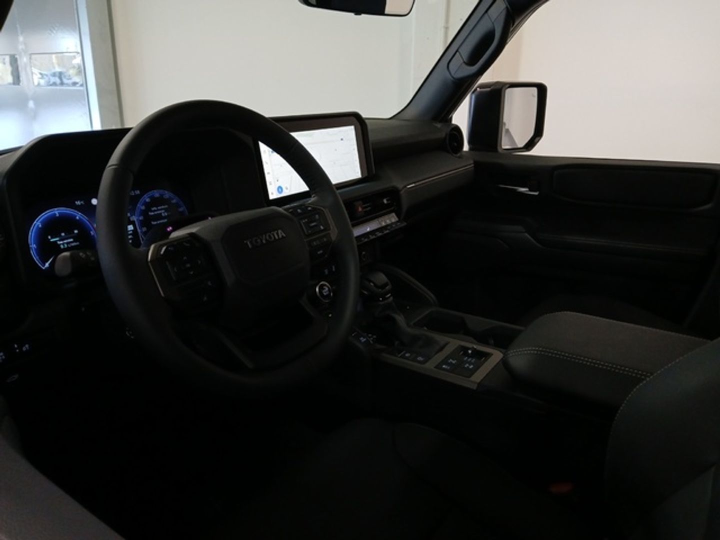 Toyota Land Cruiser 2.8 D-4D VX Auto 150 kW (204 CV)