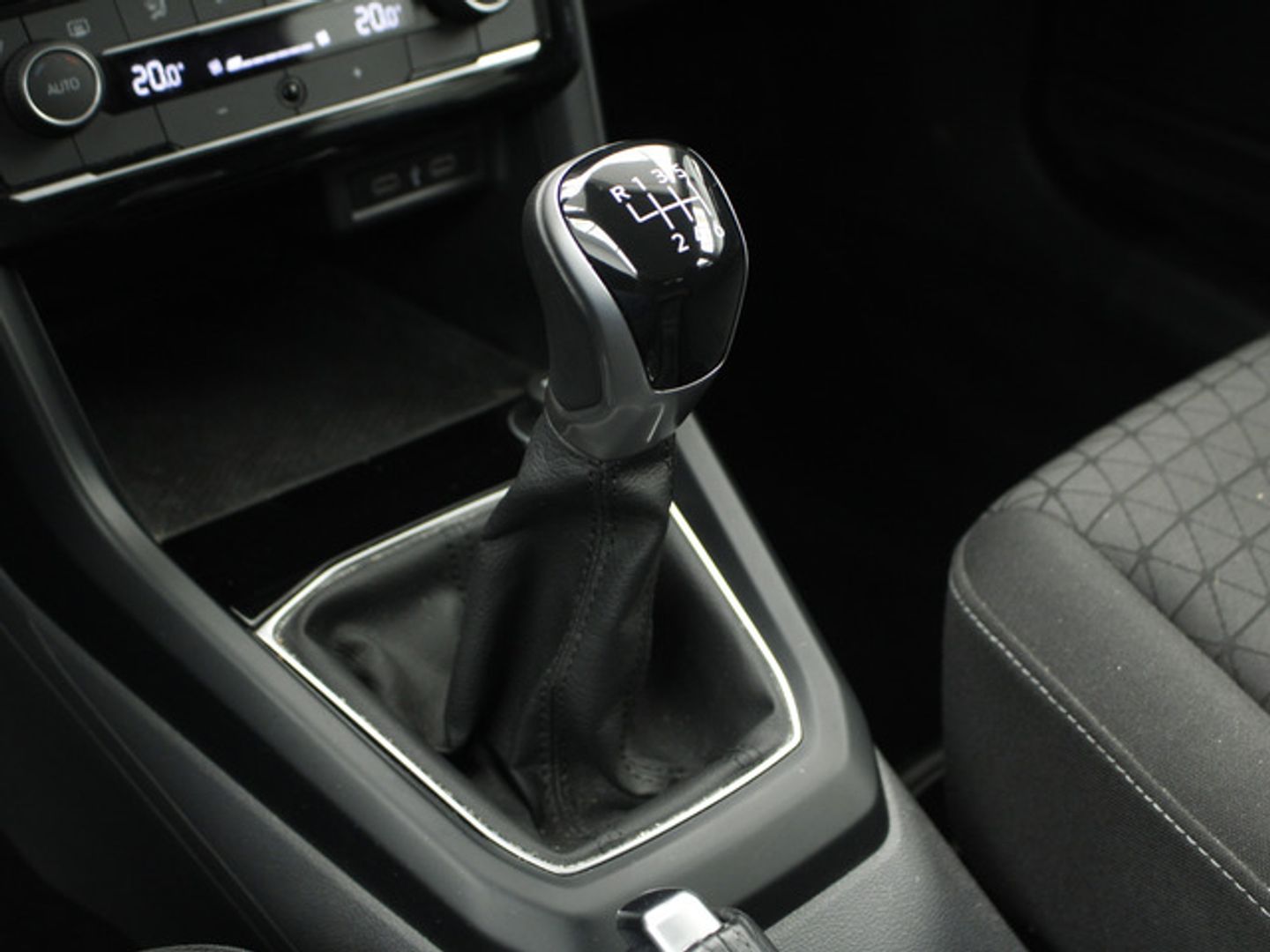 Volkswagen T-Cross Advance 1.0 TSI 81 kW (110 CV)