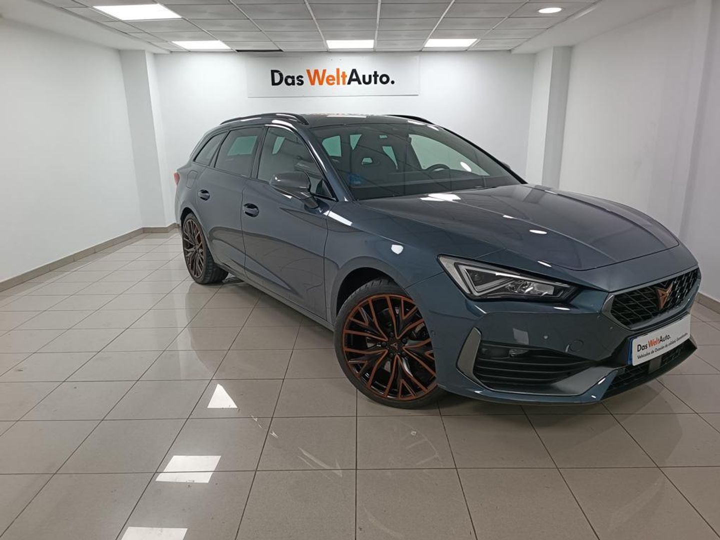 CUPRA Leon Sportstourer 1.4 e-Hybrid VZ DSG 180 kW (245 CV) Gris Familiar