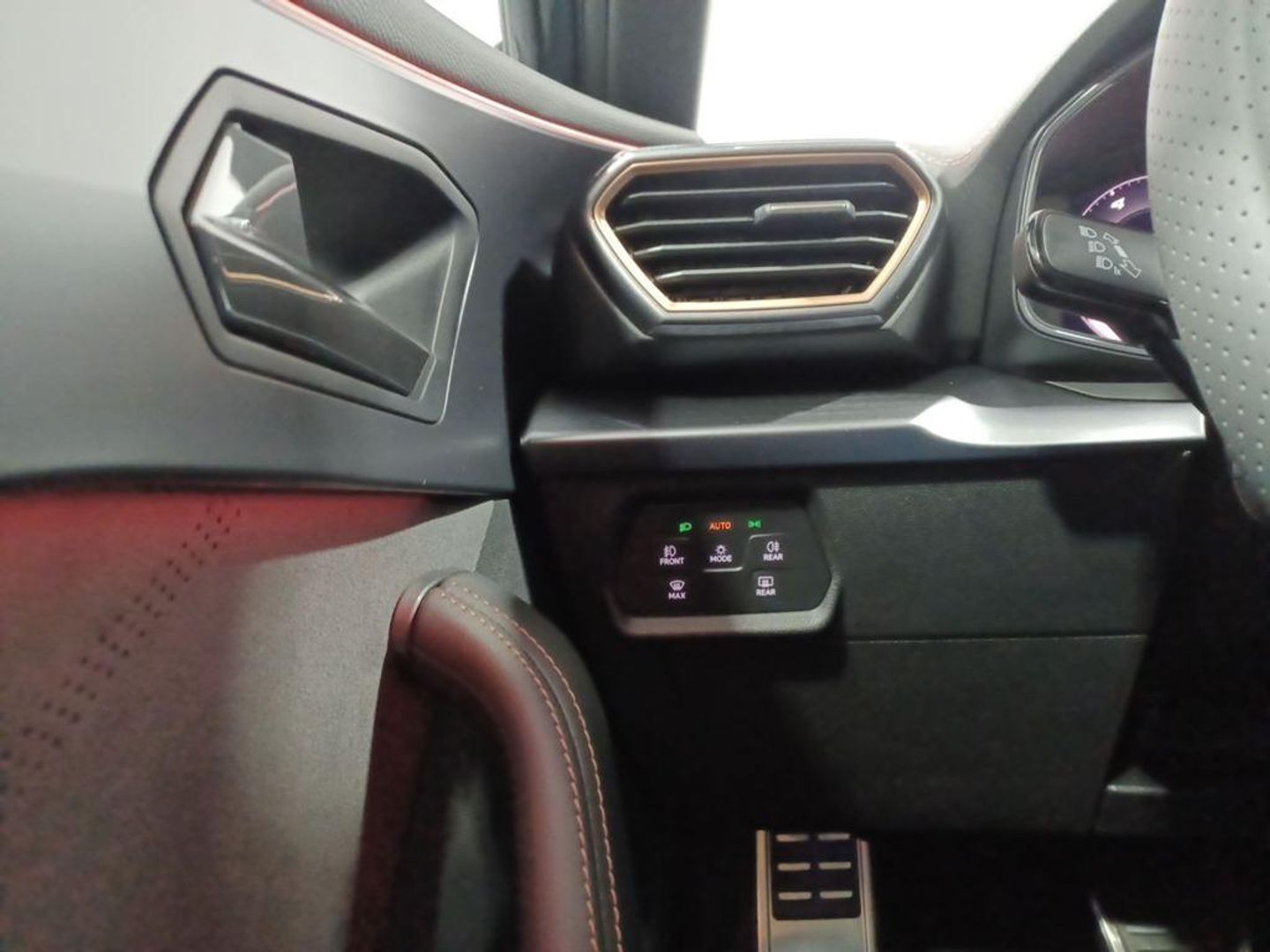 CUPRA León 1.5 eTSI Launch Edition DSG 110 kW (150 CV)