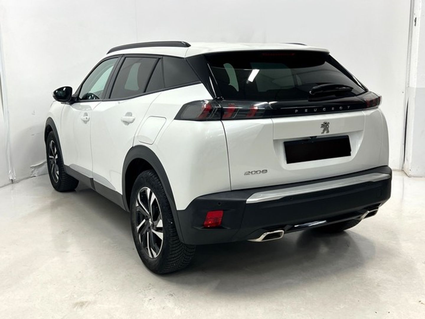 Peugeot 2008 PureTech 130 S&S Allure Pack EAT8 96 kW (130 CV)