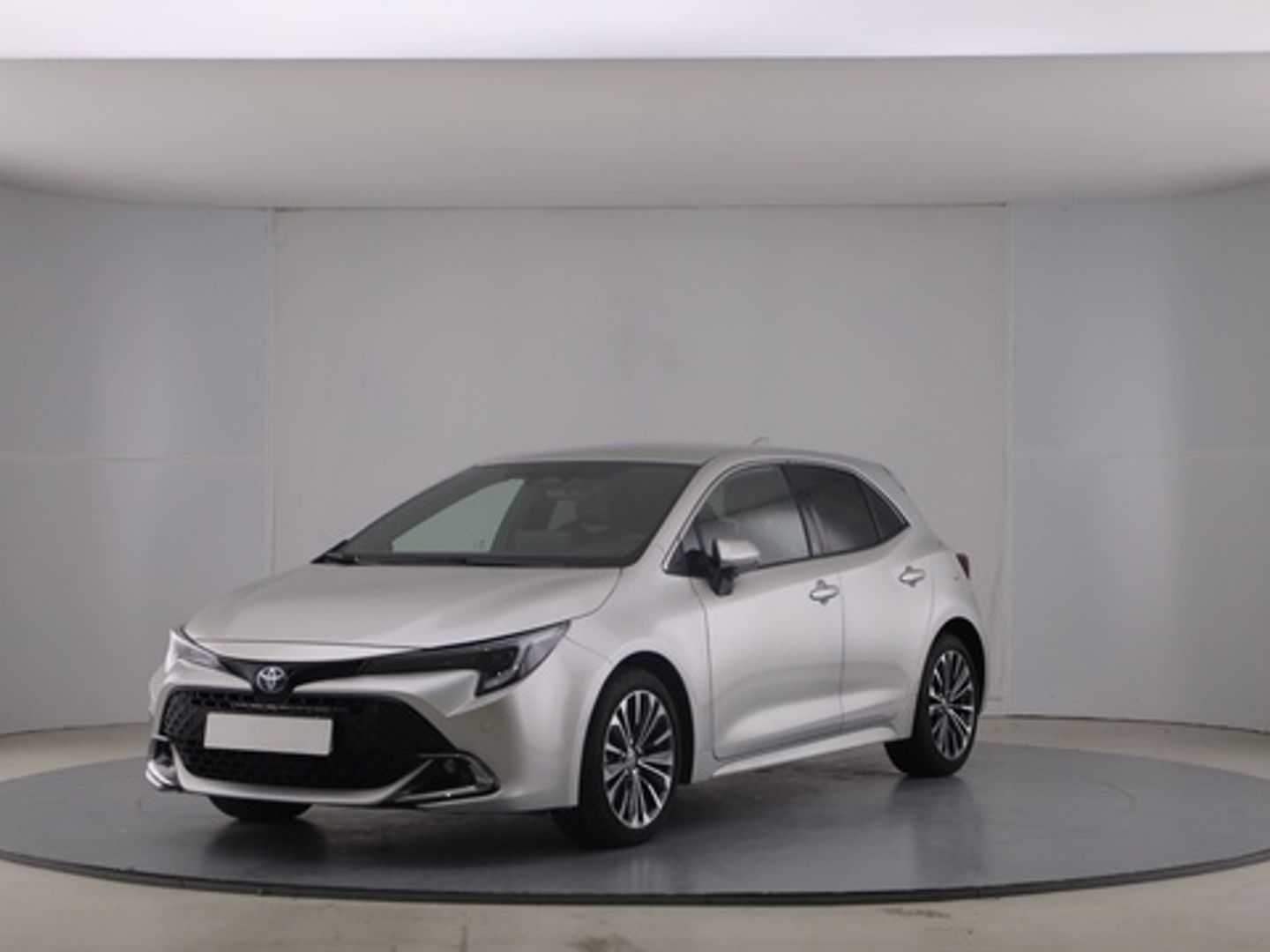 Toyota Corolla 140H Active Plus 103 kW (140 CV) Gris Plata Sedan