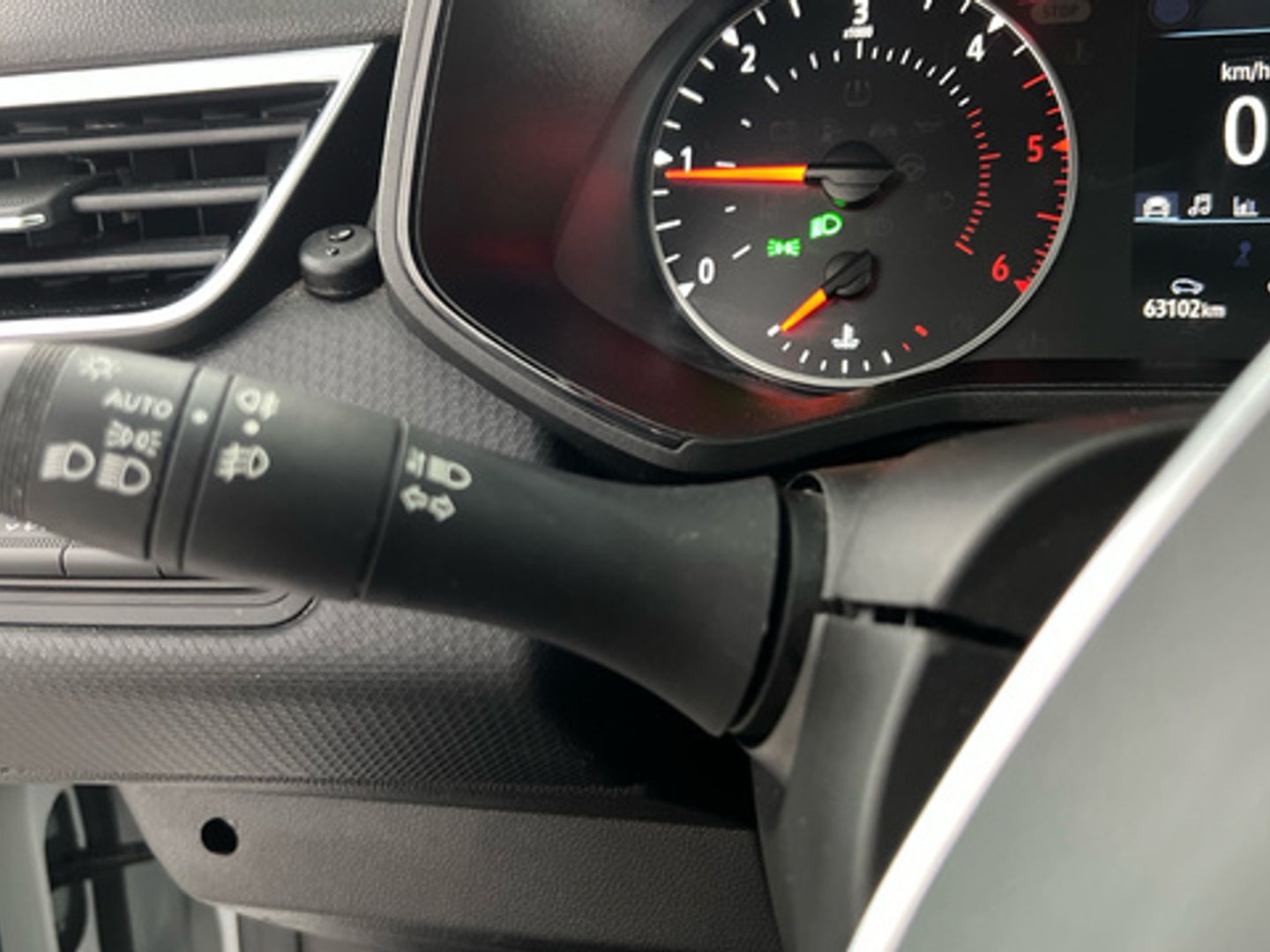 Renault Clio Equilibre Blue dCi 74 kW (100 CV)