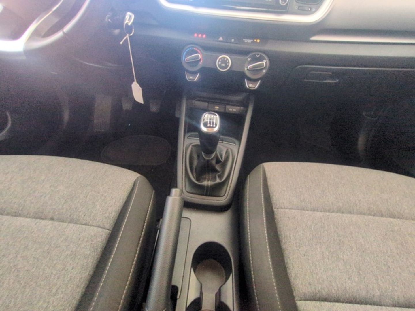 Kia Stonic 1.0 T-GDi MHEV iMT Concept 74 kW (100 CV)