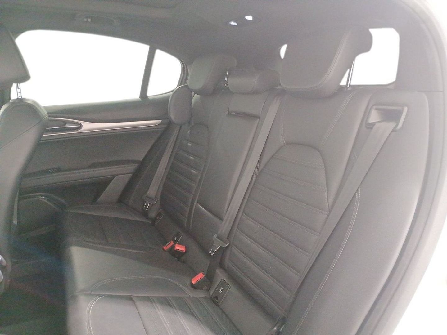 Alfa Romeo Stelvio 2.0 Gasolina Veloce Q4 206 kW (280 CV)