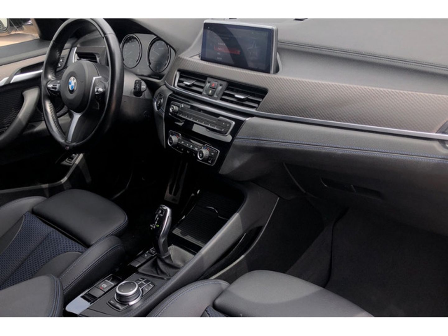 BMW X2 sDrive18d Business 110 kW (150 CV)