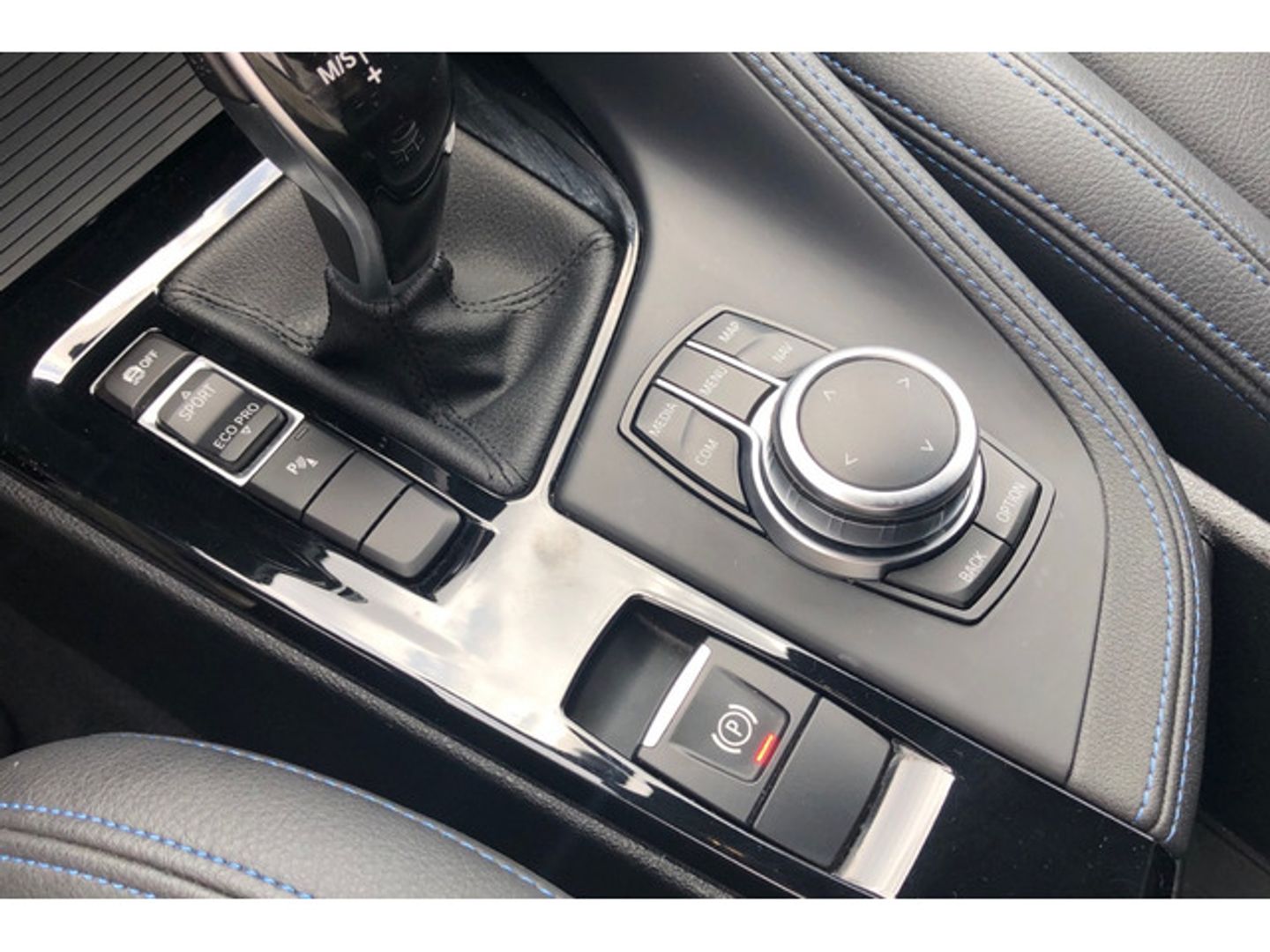 BMW X2 sDrive18d Business 110 kW (150 CV)